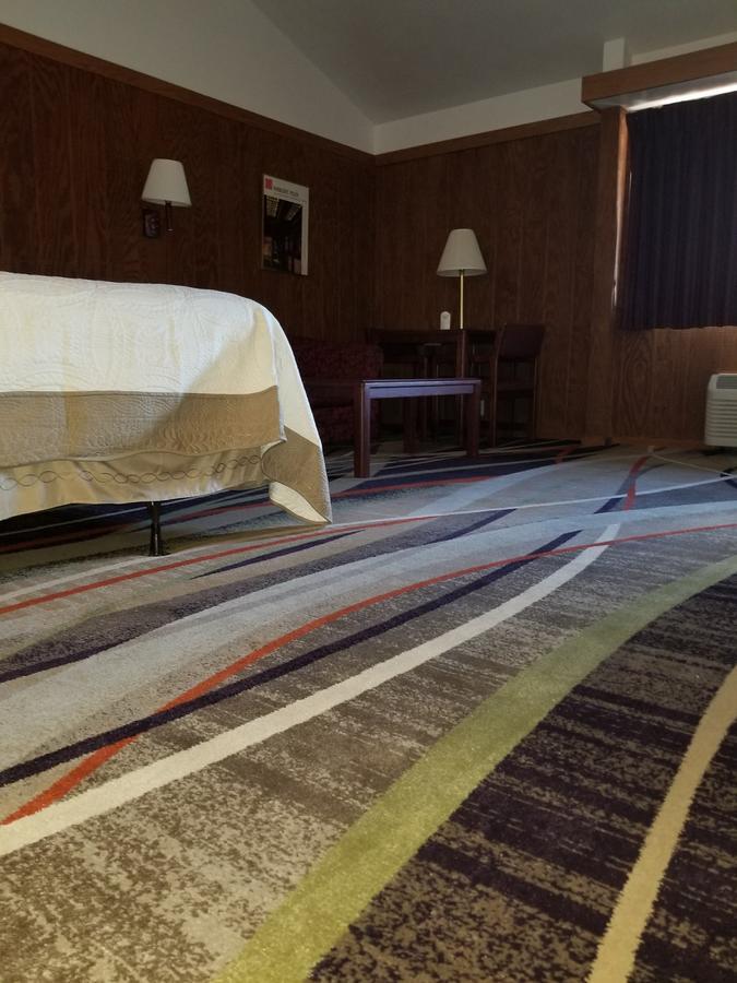 Round Barn Lodge سبرينغ غرين المظهر الخارجي الصورة