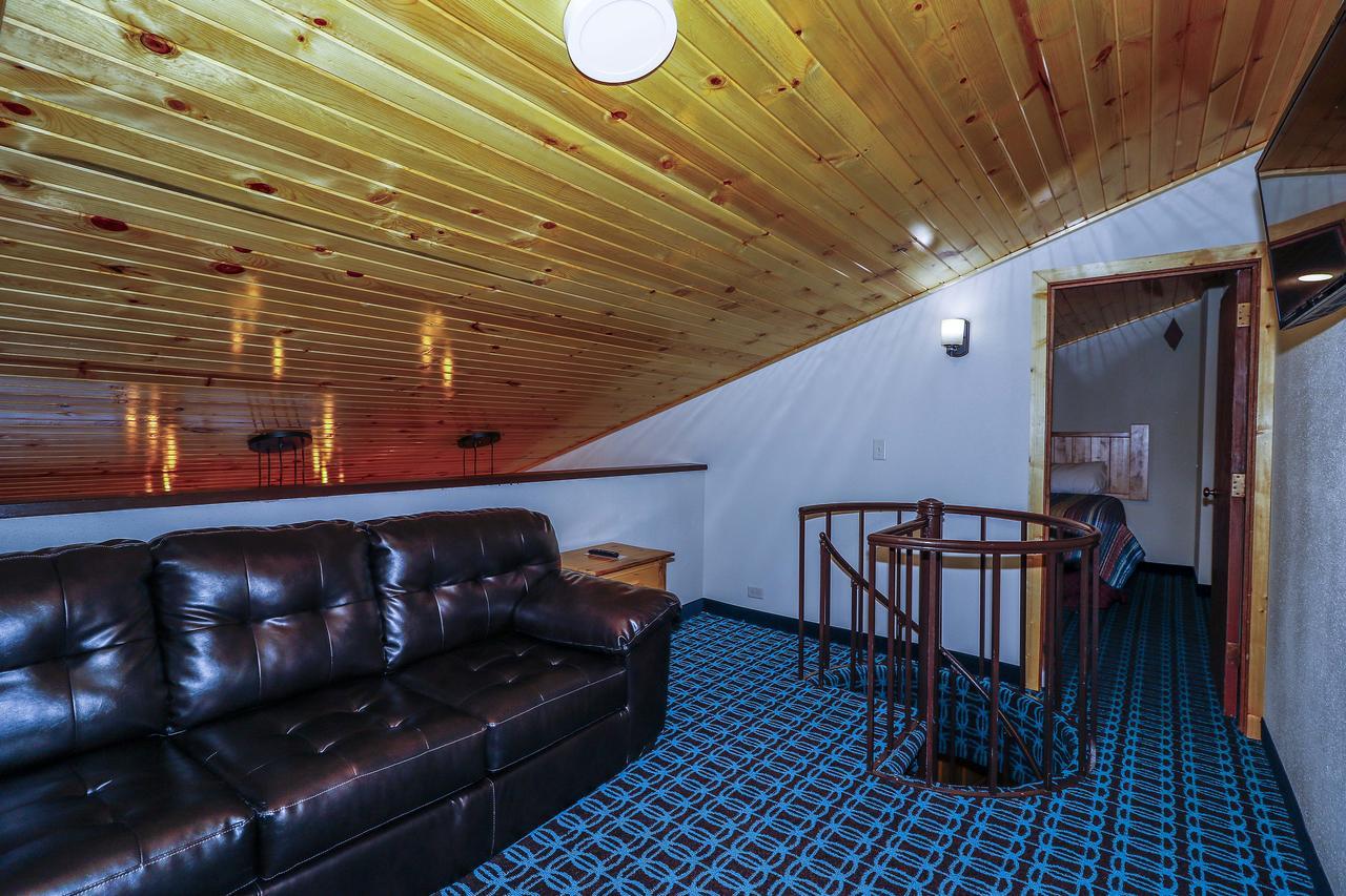 Round Barn Lodge سبرينغ غرين المظهر الخارجي الصورة